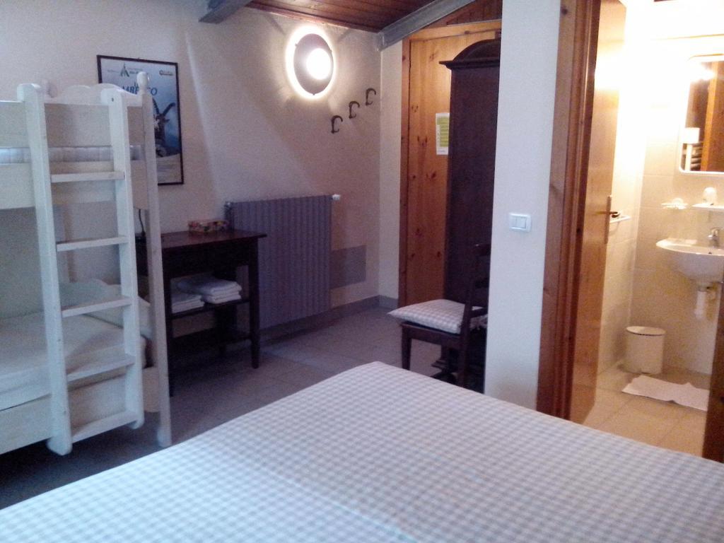 Locanda Del Sorriso Entracque Szoba fotó