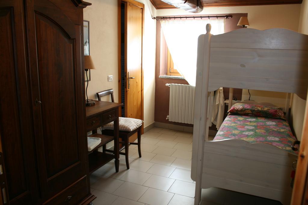 Locanda Del Sorriso Entracque Szoba fotó